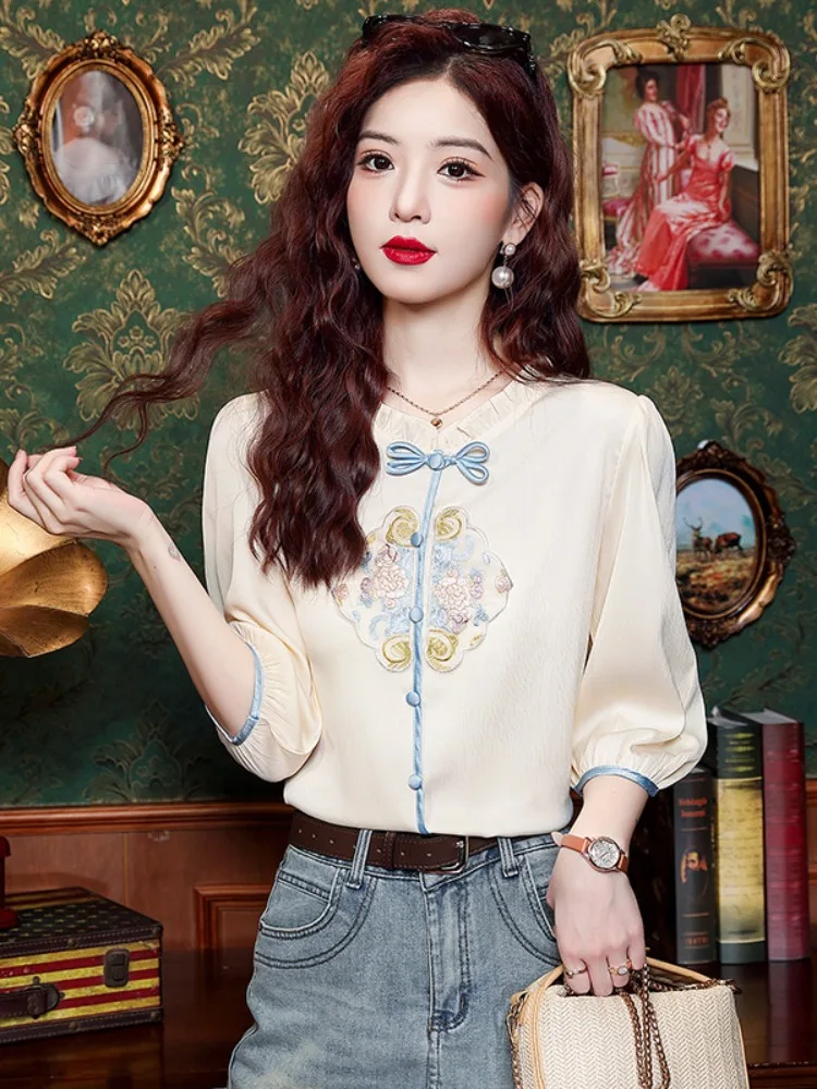

Новая китайская вышитая шифоновая блузка с коротким рукавом для женщин, красивая модная летняя модель 2025 года в национальном стиле, маленькая блузка