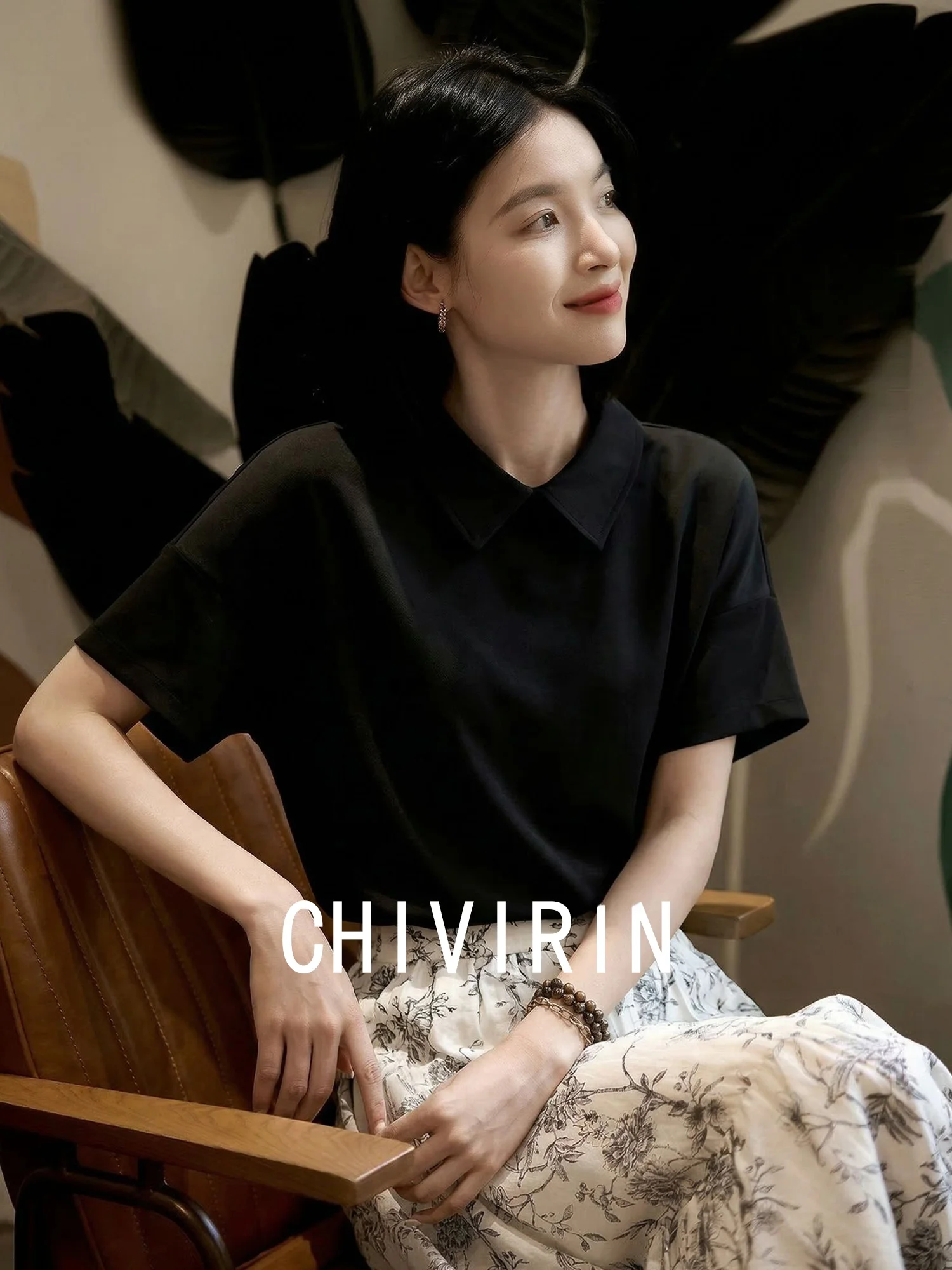 

Chivirin Minimalist Black Short Sleeve T-Shirt Women's Slim Fit Summer Fashionable High End Commuting Top Breathable Cotton