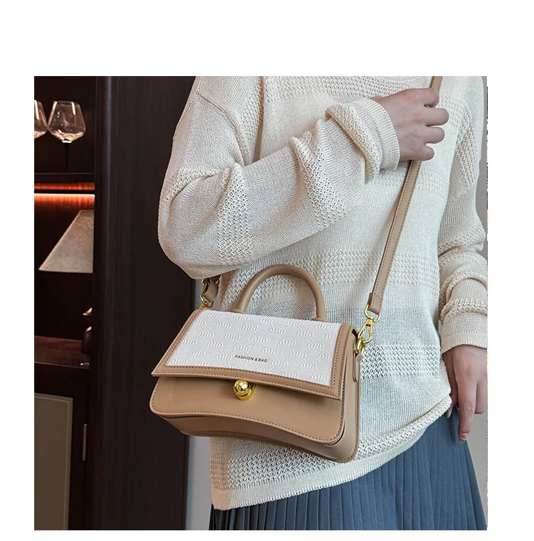 

‌New 2025 Square Shoulder Bag - Trendy Mini Handbag (European Style Light Luxury Purse for Women's Daily Outfits)‌