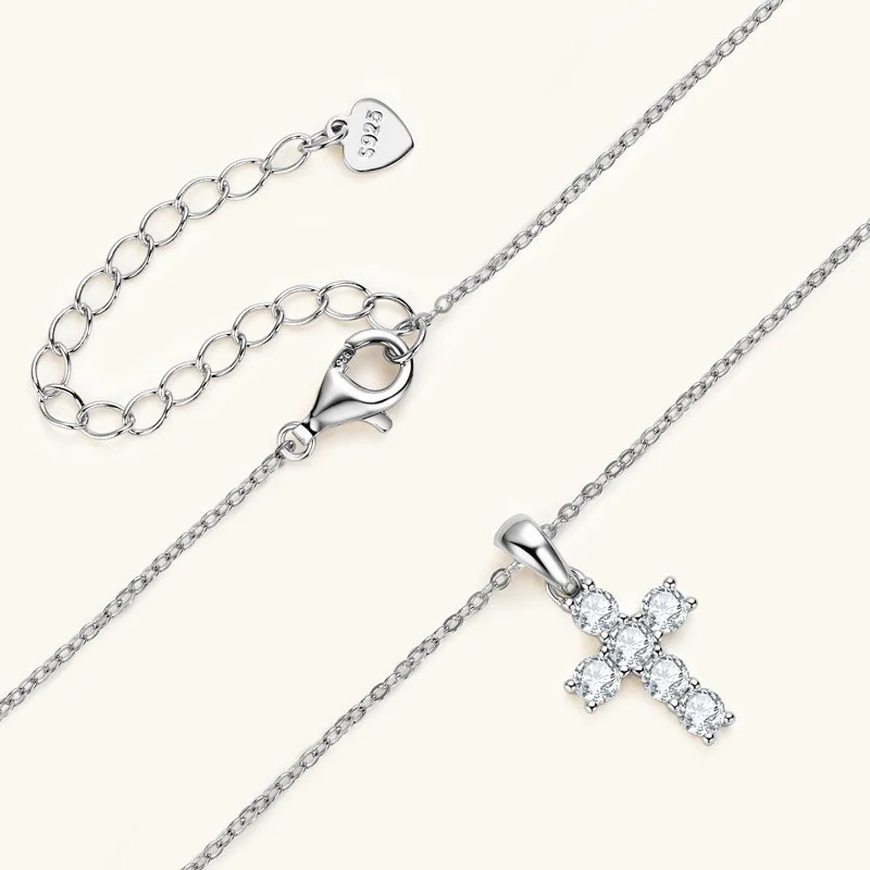 

PMO-021 Lefei Fashion Trendy Diamondset Luxury Classic 0.6ct Moissanite Cross Necklace For Women S925 Silver Party Jewelry Gifts