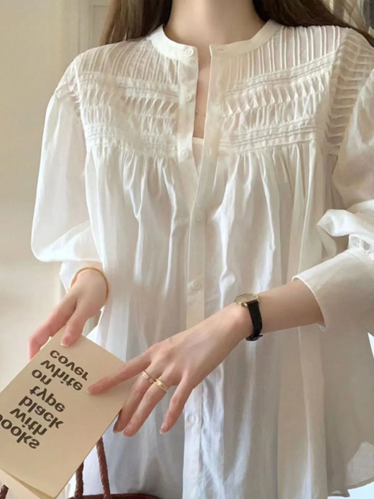 Schickes Retro-weißes irt Sweet Long Sve Doll-Design für Damen, High-End-Feeling, Frühlingsneues Sle-Top, faionable Ele