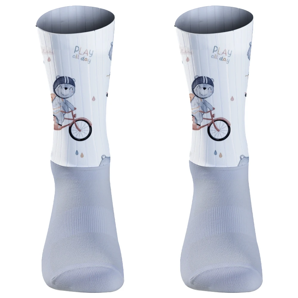 2024 New Non-slip silicone professional race aero sports bike running socks cycling socks summer cool breathable socks