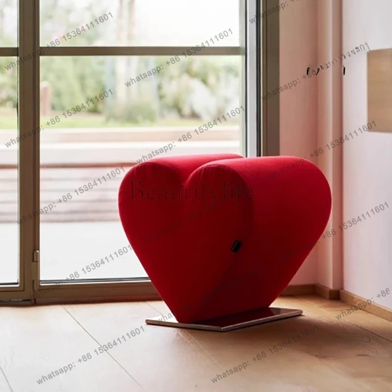 Modern creative personality heart-shaped shoe stool Nordic simple fashion living room sofa stool makeup stool