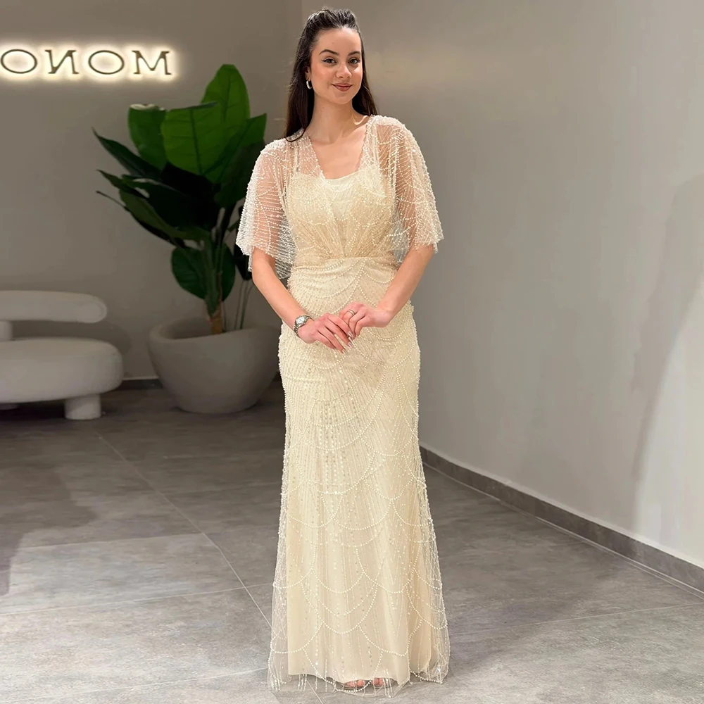 Glamouröses Champagnerfarbenes Abendkleid mit Perlen und Cape, Maßgeschneidertes Halbarm-Festkleid, Individuell Angepasste Ballkleider