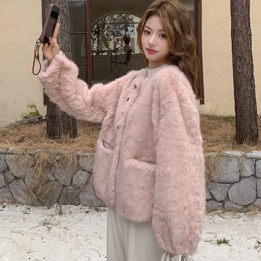 Manteaux verts en fausse fourrure pour femmes, capuche amincissante, tendance, motif tacheté, manches debout, longueur bouffante légère, capuche Raglan