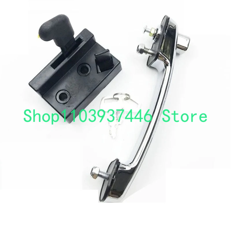 

R60-7 Excavator For HYUNDAI cab door lock assembly Internal and external handle block reverse buckle excavator parts