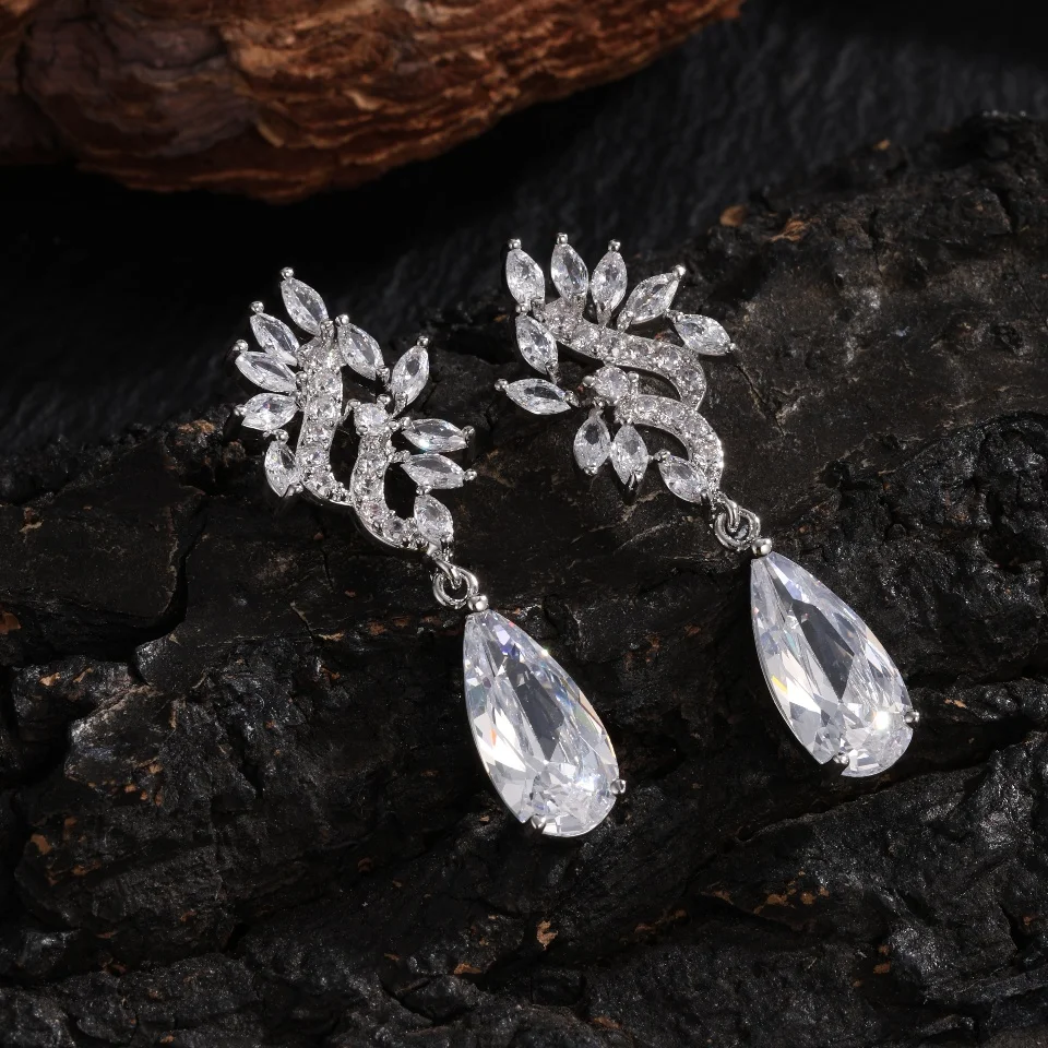ZAKOL Classic Drop White Cubic Zirconia Dangle Earring Stylish Charms Bridal Earrings For Women Wedding Party Jewelry Wholesale