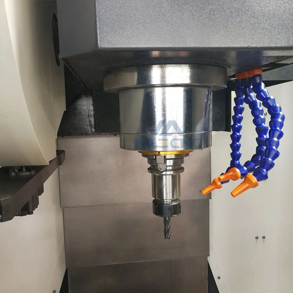 Centro de Hining Vertical Cl Vmc7032, Metal Cnc Milg Hine a la venta, precio competitivo