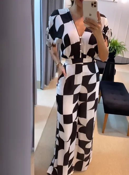 Women's Jumpsuit Summer 2024 New Fashion French Black and White Color Block V-neck Stacked Sleeves Fashion Casual Elegant