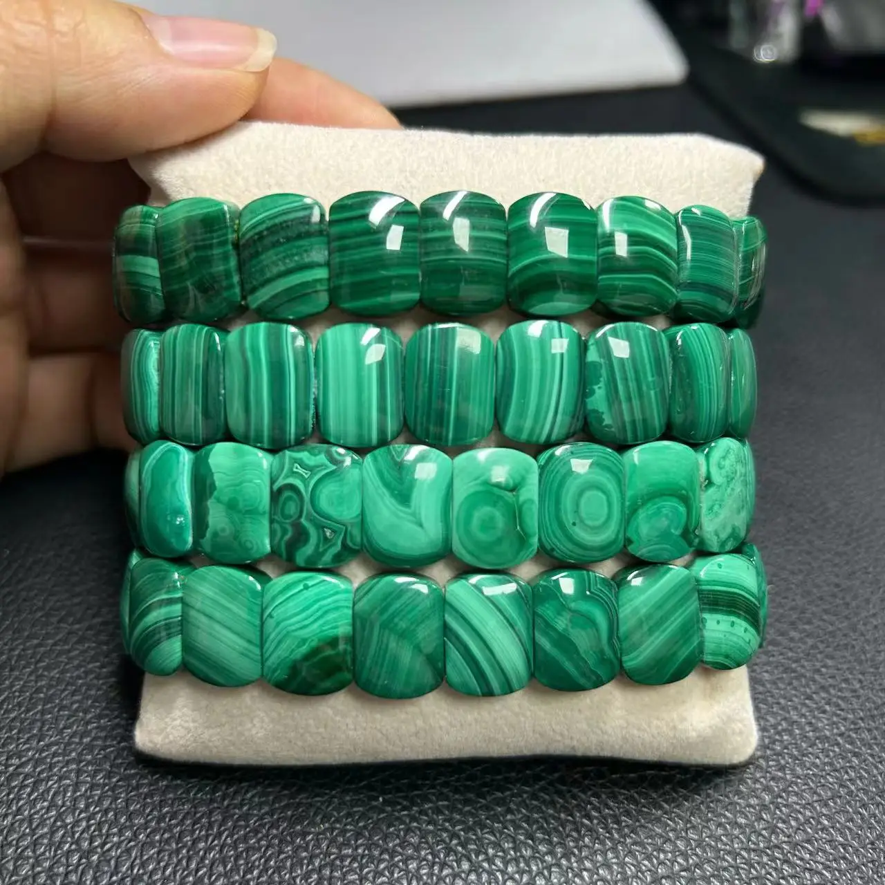 

Natural Green Malachite Rectangel 10x14mm Stone 18cm Man Bracelet