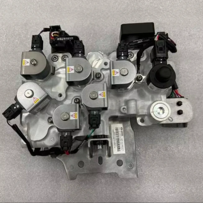 

Genuine for BYD SONG PLUS EV DM-I 13481452-00 MREB-8109500-1 Thermal Management Integrated Module