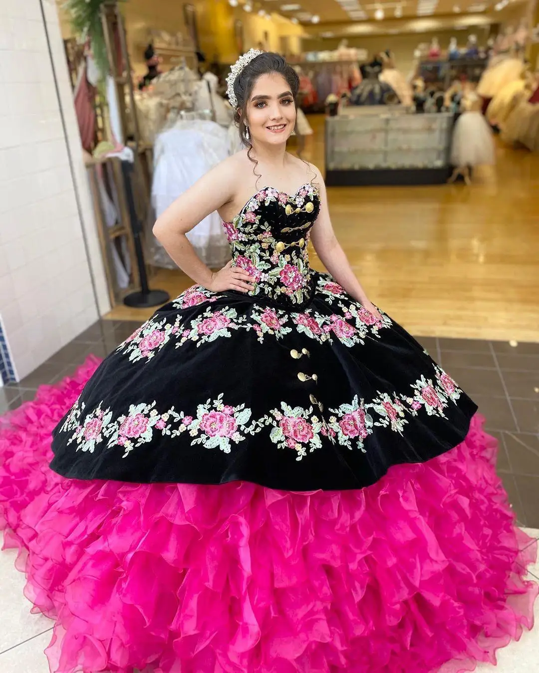 Black Charro Quinceanera Dresses Ball Gown Sweetheart Ruffles Appliques Puffy Mexican Sweet 16 Dresses 15 Anos