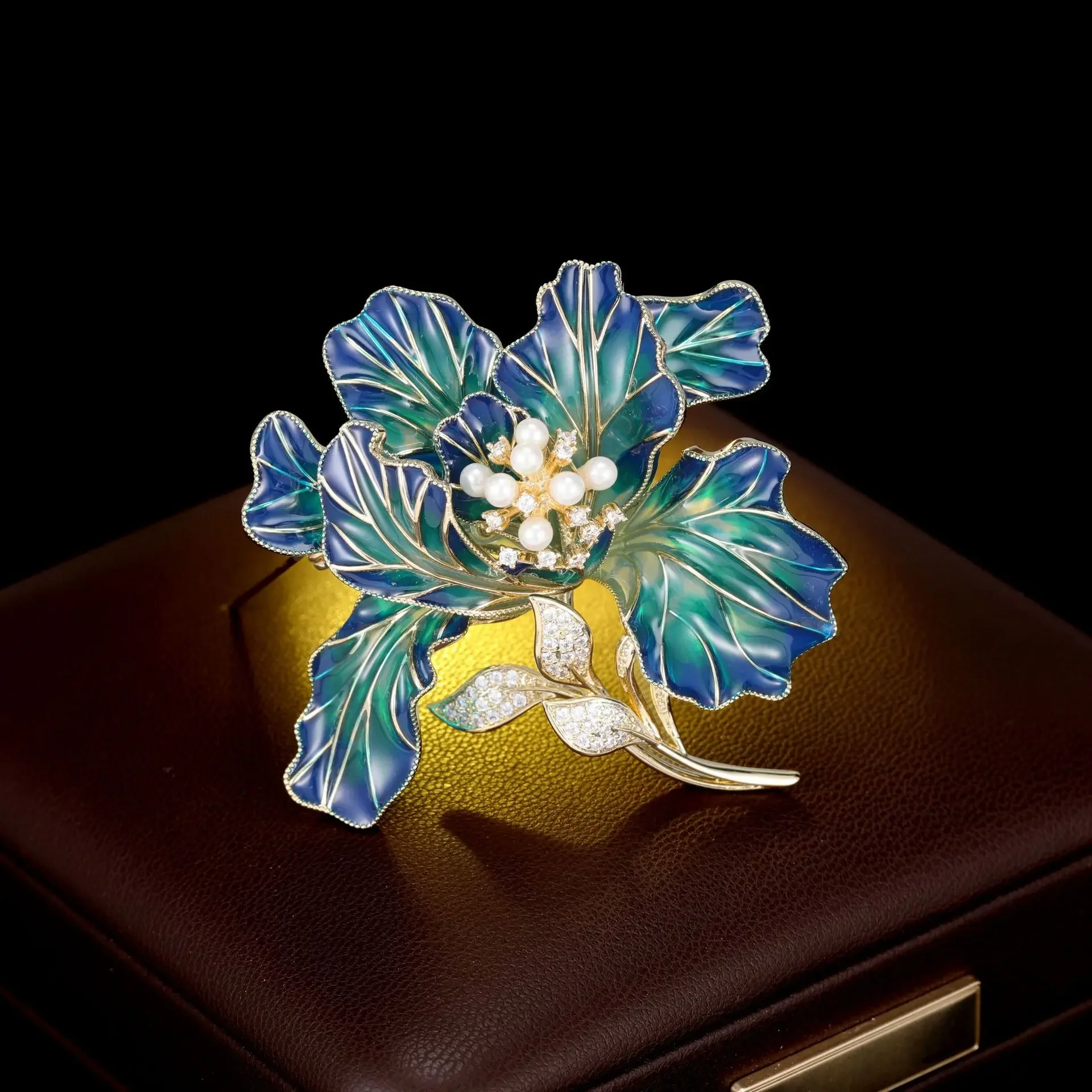 

Exquisite flower blooming prosperity brooch for women, luxurious peony flower cheongsam overcoat, brooch accessory001