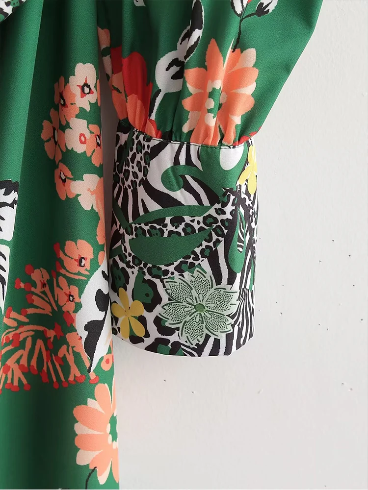 新しいヨーロッパ風の婦人服：ファッショナブルで多用途、そしてエレガントな、花柄のパッチワークデザインが特徴です。