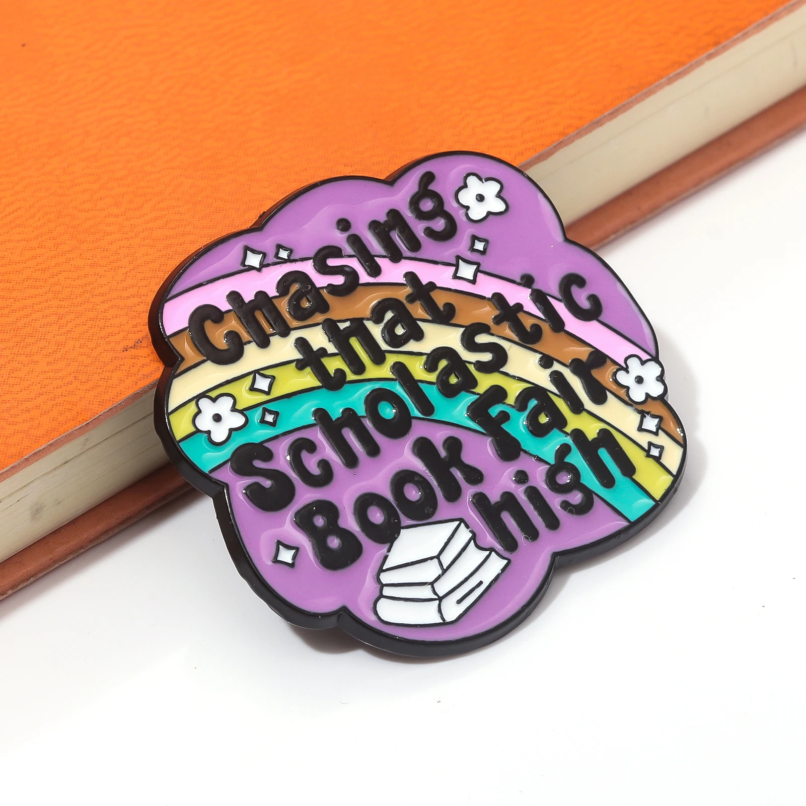 Chasing That Scholastic Book Fair High Enamel Pins Brooch Colour Metal Badge Brooches for Women Kids Lapel Pin Jewelry Gift