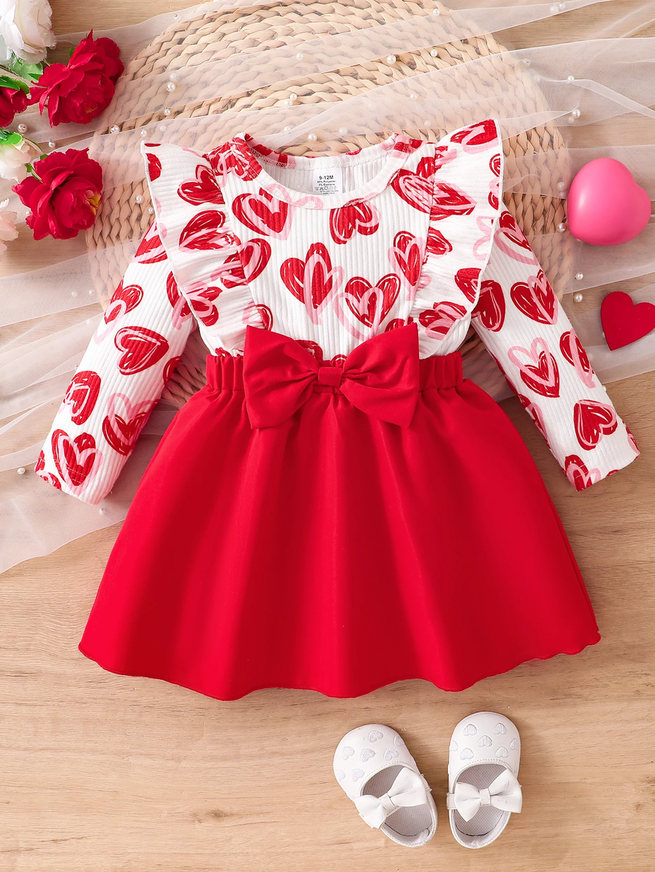 1-Piece Set: Baby Girl Spring and Autumn Thin Dress Outfit, Baby Girl Heart Print Pattern with 3D Bow Decoration, Faux Two-Piece Elastic Waist Long-Sleeve Dress, Cute Lace Decoration, Elegant and Sweet Princess Dress, Newborn Birthday Gift, Comfortable and Soft, Suitable for 0-1-2-3 Years Old, 6-9 Months, Suitable for Outdoor, Casual, Party, Festival Gift
