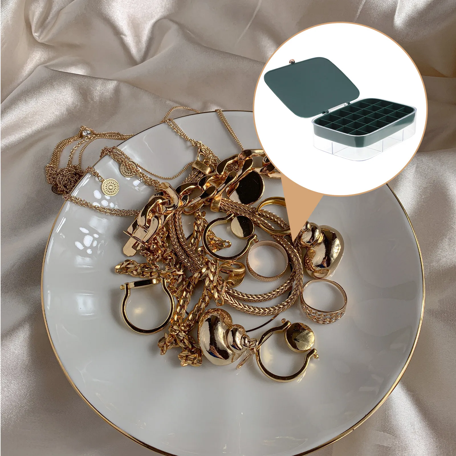 

Travel Jewelry Organizer Case Large Capacity Portable Earring Holder for Necklaces Rings Studs Cuff Links Compact Lightweight