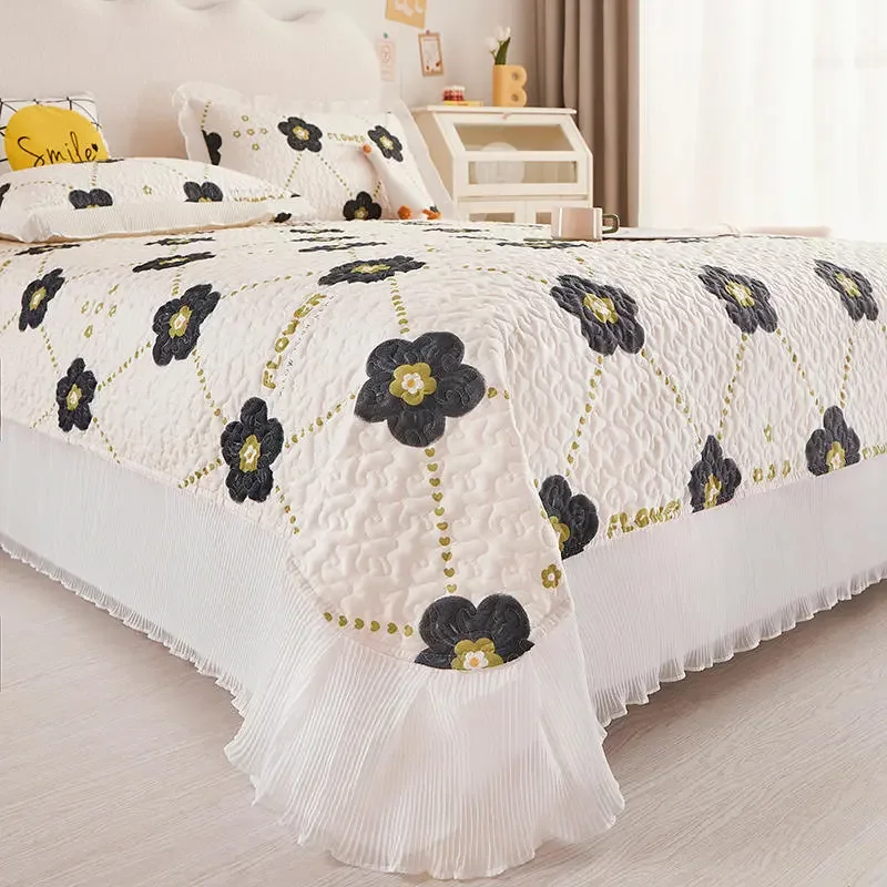 Princess Style Chiffon Lace Double Bedspread Queen Sandwich Cotton Quilted Bed Cover Home Bed Spread Not Included Pillowcase