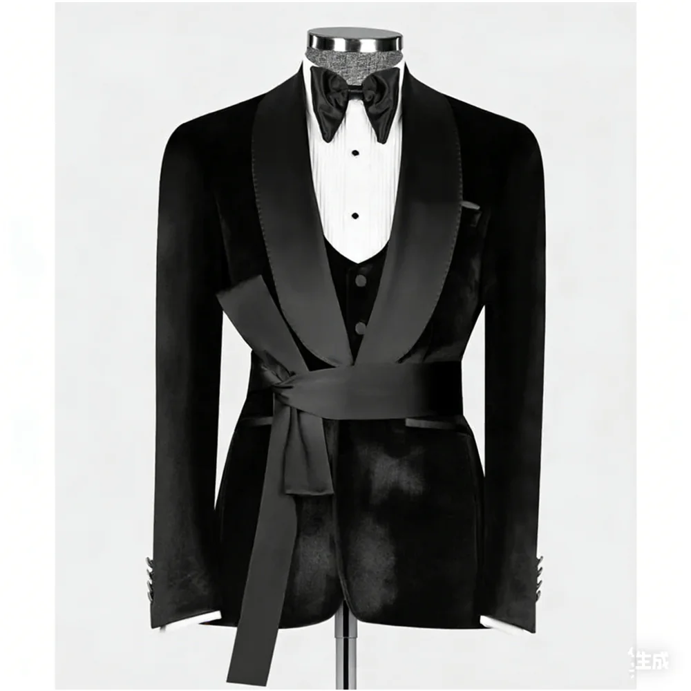 

Black Velvet Men Suits 3 Pieces Single Breasted With Belt Tuxedos Groom Wedding Evening Party Prom Dress Custom Male Clothing