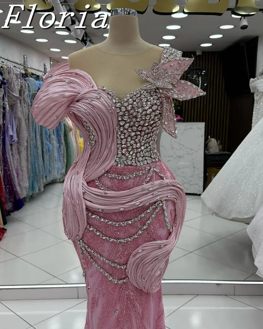 

Дубай Aso Ebi Роскошное вечернее платье русалки Розовое с открытыми плечами и бисером 3D листья Театрализованное платье Платье для выпускного вечера по индивидуальному заказу