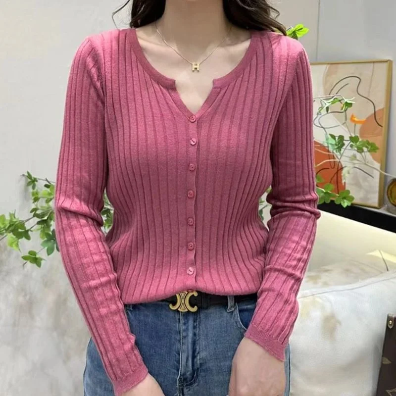 

Korean Style Long-sleeved Fashionable Knitted Sweater Versatile Button Solid Color Elegant Fashionable Top