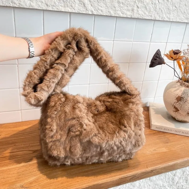 

Роскошная изысканная сумка через плечо для подмышек, офисная сумка через плечо, новая модель 2025, изысканная гламурная шикарная вневременная модель