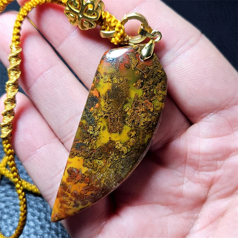 Natural Nanjiang carnelian moss agate Energy Necklace Reiki Crystal Healing holiday gift