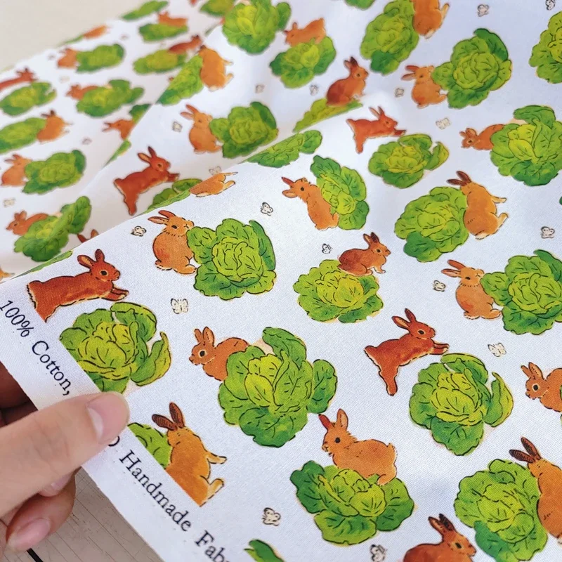 

Хлопок, 100% ткань по метр, принт кролика для сумки, сделай сам, мультяшный домашний фон, украшение Qipao, ткань для домашнего интерьера