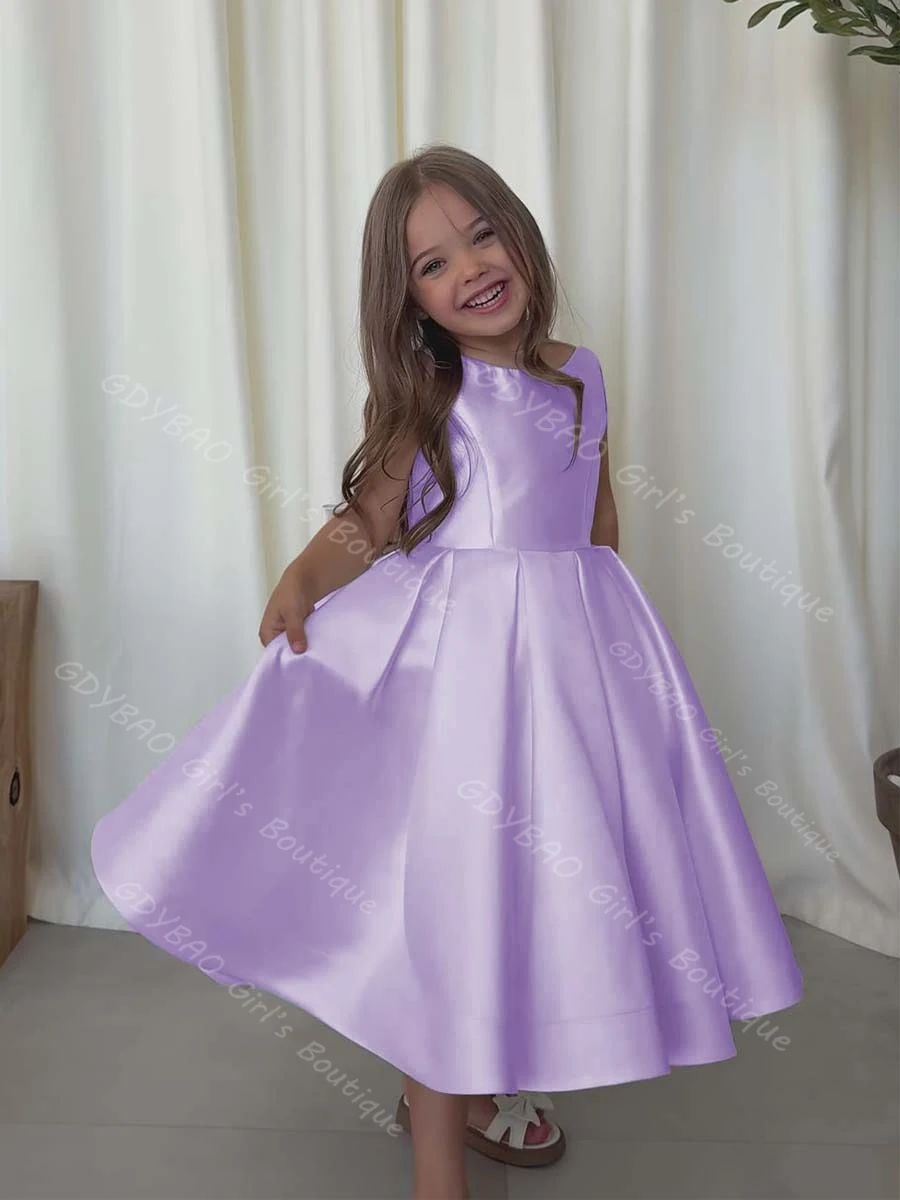 Vestido de niña de flores de satén blanco, vestido de novia de dama de honor con tirantes finos y lazo hasta el té, vestido de fiesta de comunión personalizado