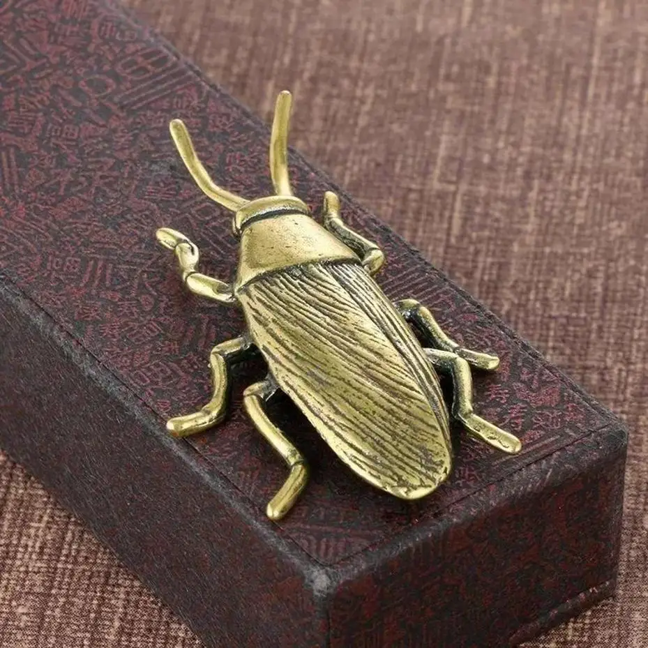 1 Pcs Brass Insect Cockroach Figurines Miniatures Solid Tea Pet Funny Crafts Collection Desktop Small Ornaments
