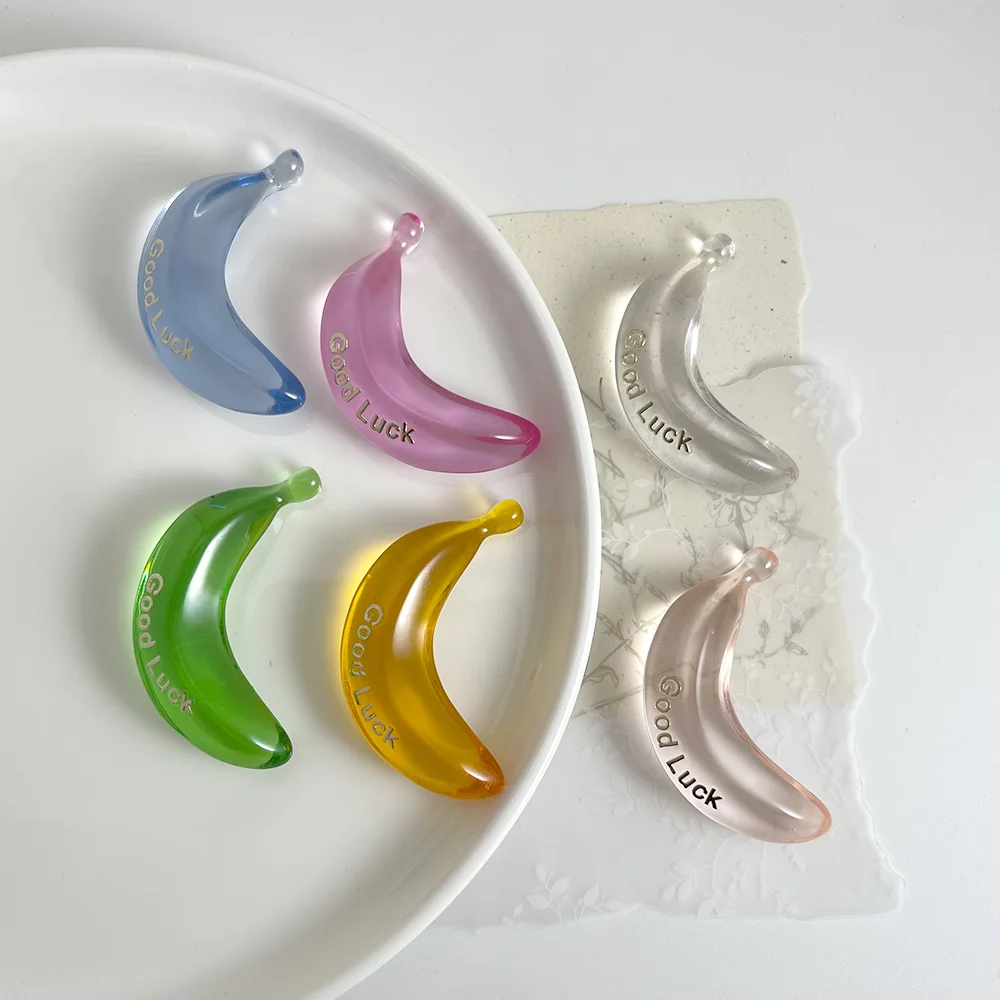 

Cordial Design 50Pcs 37*39MM Hand Made/Clear Effect/DIY Resin Charms/Banana Shape/Pendant For Bag/Jewelry Accessories #19533