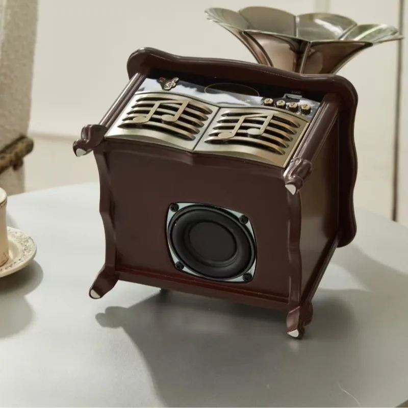 Portable Retro Phonograph Bluetooth Speaker Subwoofer Living Room Decoration European Ornament Record HIFI Stereo Music Player