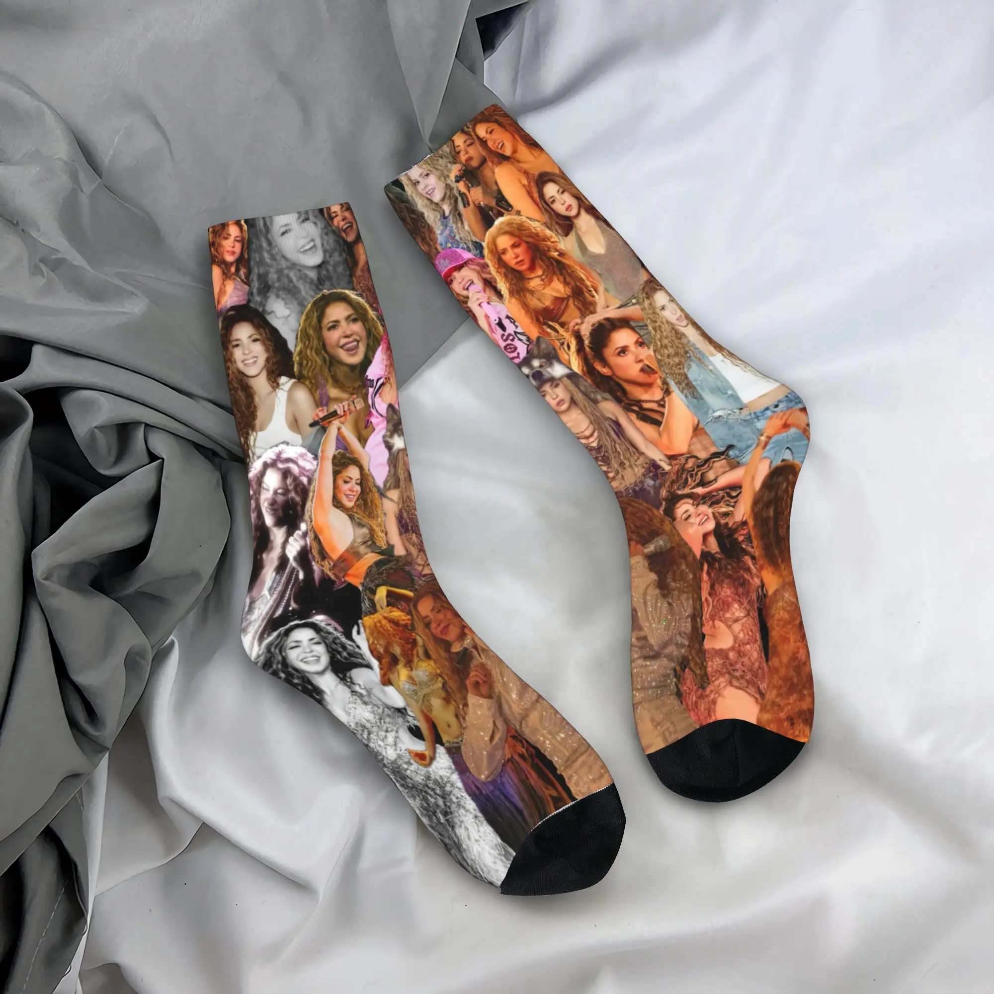 Shakira Las Mujeres Ya No Lloran World Tour 2026 Graphic Stockings  Harajuku Socks Autumn Anti Sweat Socks Men Comfortable Socks