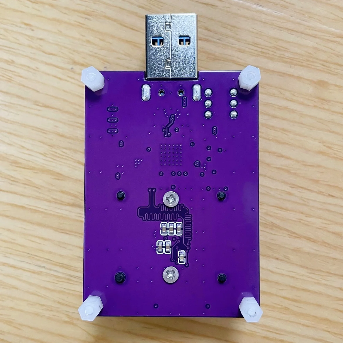 حرق المقعد إلى رف اختبار USB 3.0