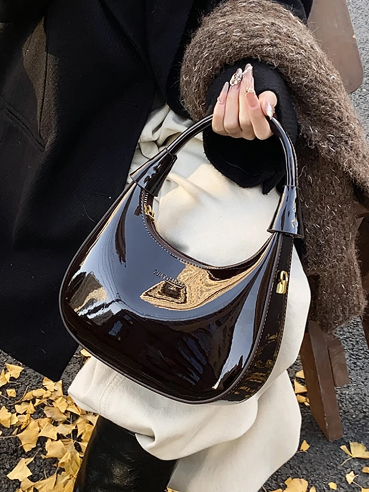 High End Burgundy Patent Leather Shiny Surface Crossbody Bag 2025 New Women\'s Zipper Chain Armpit Bags Elegant Texture Handbag