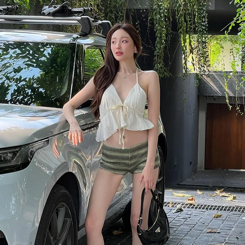 

Fashion 2025 Summer New Women's Clothing Sexy Hanging Neck Strap, Wrinkled Bare Back, Short, Umbilical, Small Tank Top For Women
