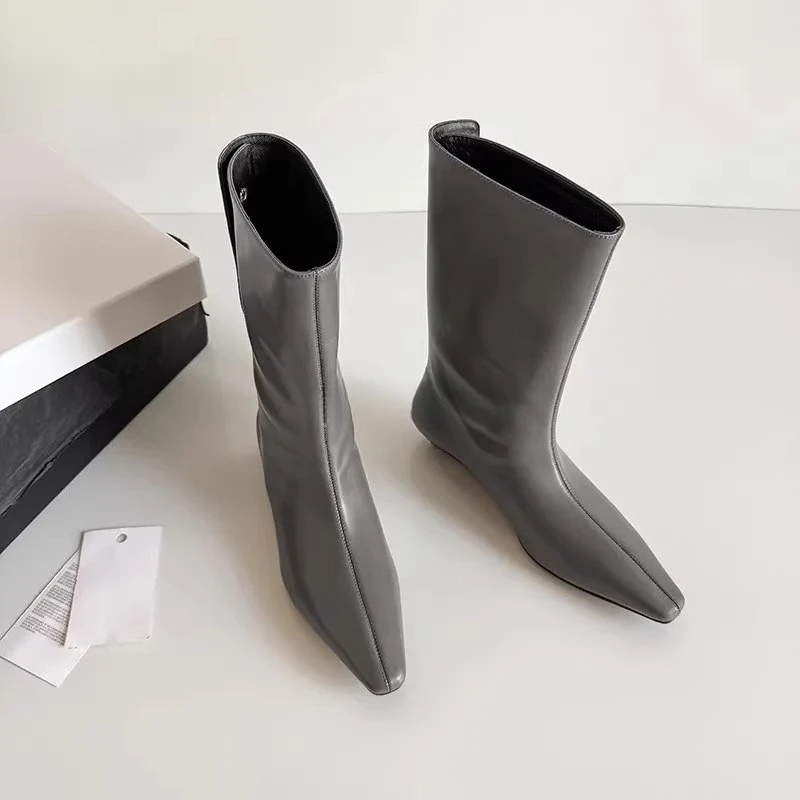 Rindsleder Herbst-Winter Neuer Stil Quadratischer Kopf Keilabsatz Ärmel im Stiefel Mode Kurze Stiefel für Damen – Detail 9