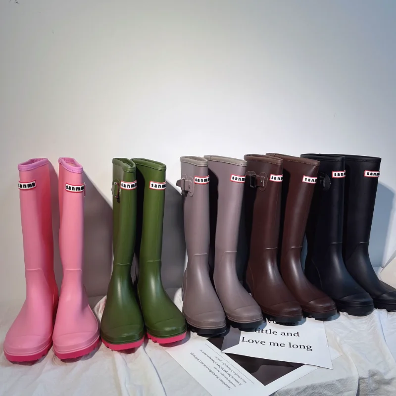 Women's Rain Shoes High Barrel British Waterproof Fashion Rain Boots Long Barrel Women's External Wear Sleeve Zipper