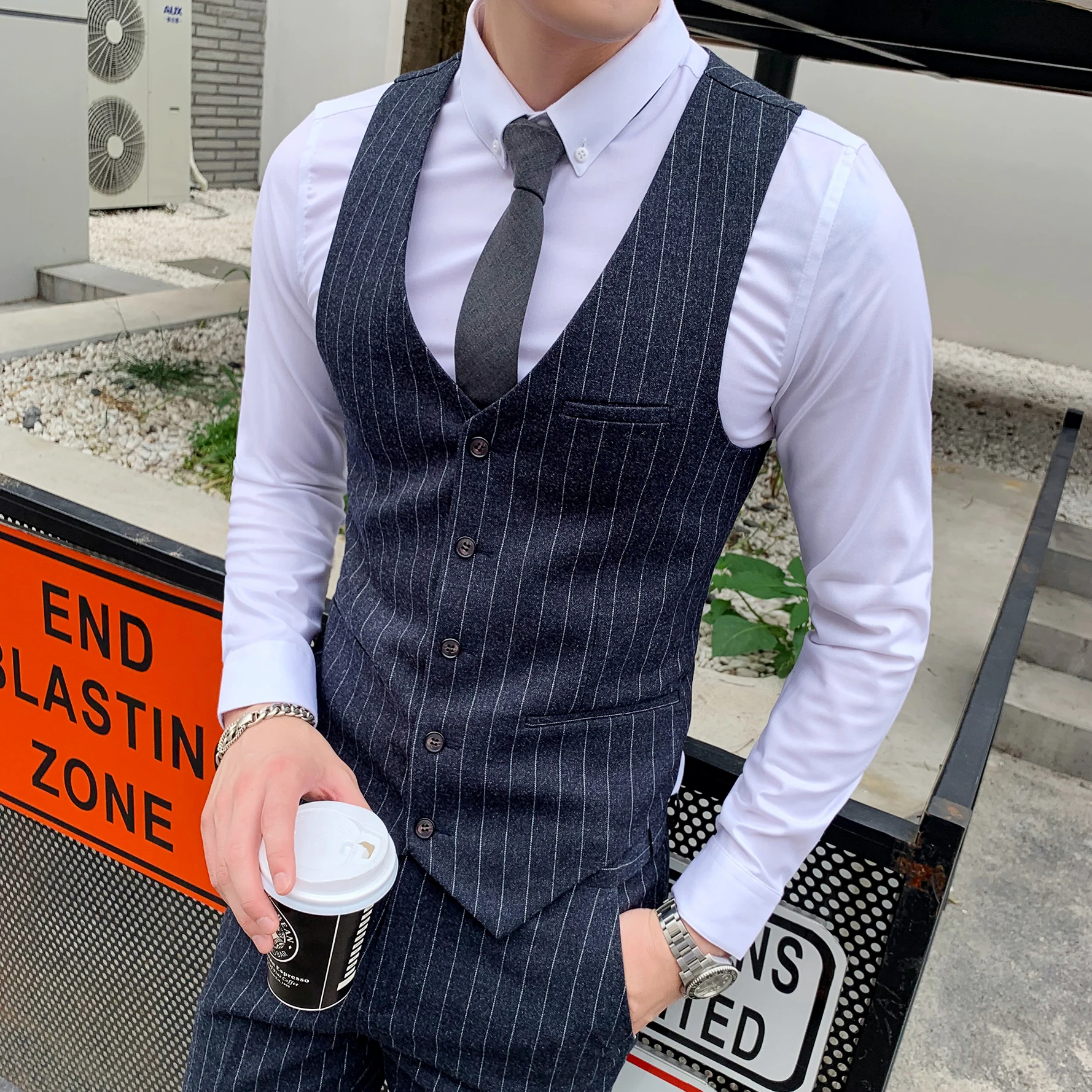 2023 Brand Clothing New Men's Suit Vest Dress Male Sleeveless Business Single Buckle Waistcoat Spring Autumn Plus Size S-4XL