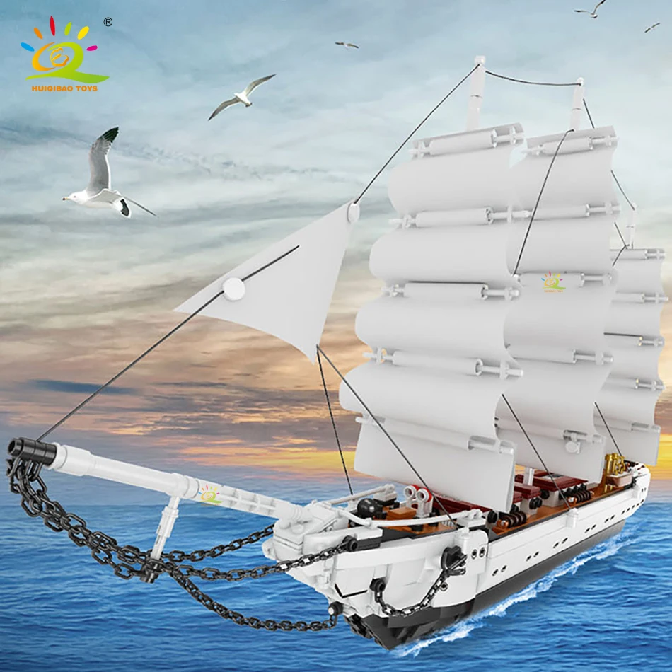 HUIQBAO 1672PCS White Swan Sailboat Luxury Cruise Ship Building Blocks Model City Creative DIY Bricks Toys for Children Adult