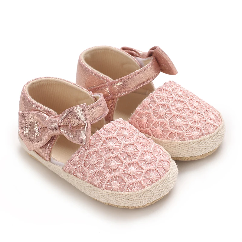 1 pair of baby shoes, light soft-soled princess shoes, cute glitter, bow design, suitable for parties, indoor and outdoor learni