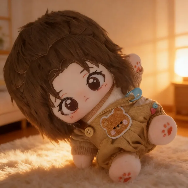 20cm Anime Atak Tytanów Hange Zoe Pluszowa Lalka do Przebierania Bawełniana Urocza Pluszowa Zabawka Cosplay Prezent Urodzinowy dla Dzieci