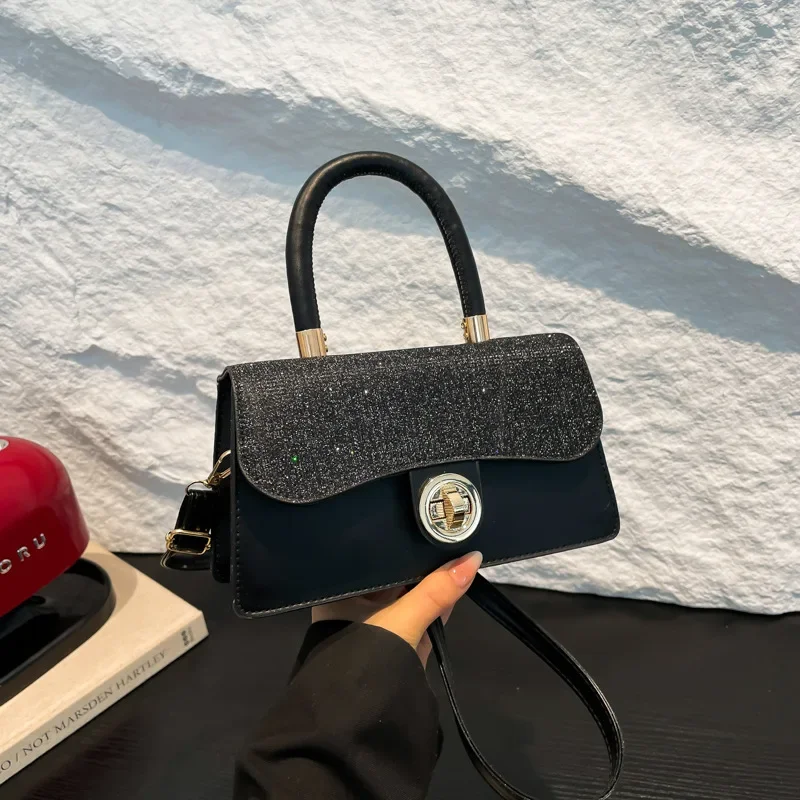 

2025 Women's New Vintage Lock Closure Multi-Function Single Shoulder/Crossbody Bag - Commute Essentials for Ladies