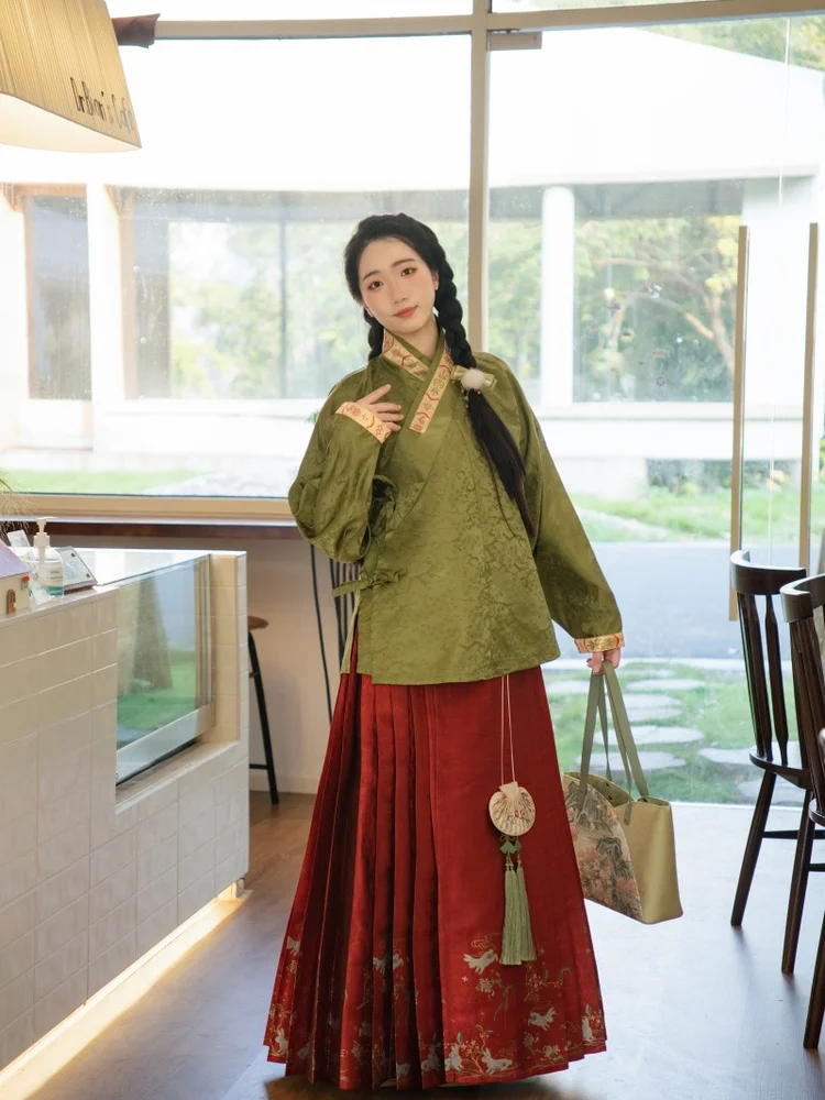 

Nanan Flavor Auspicious Snow Queen Tang Suit with Bow Sve Design And Jade Rabbit Osmanthus Lacquerwork Tail Skirt