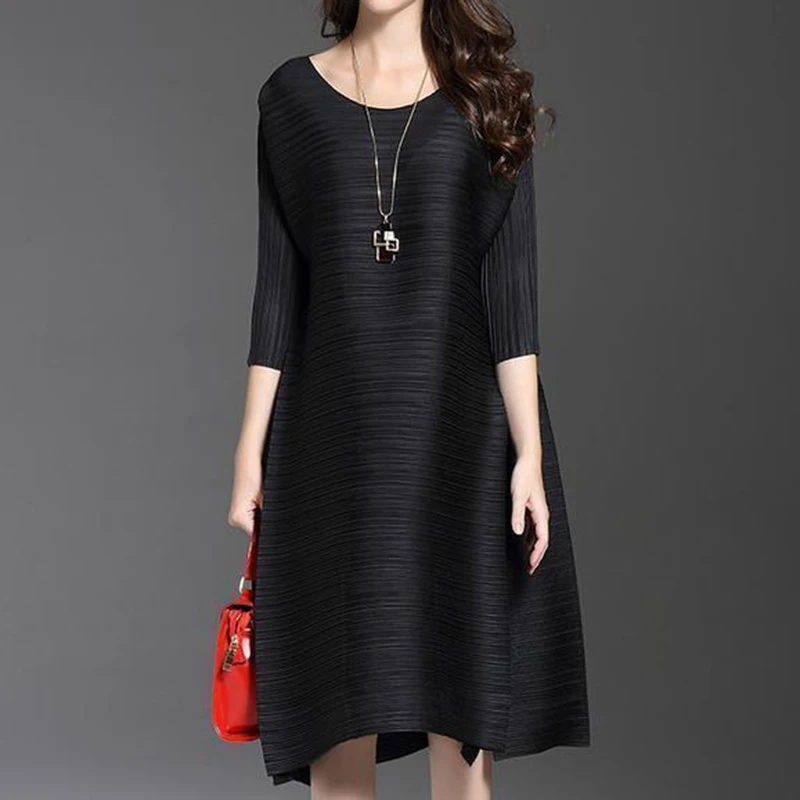 2023 Autumn New Pleated A-line Women's Korean Version Loose Size Dress Summer Hundred Pleated Mid length