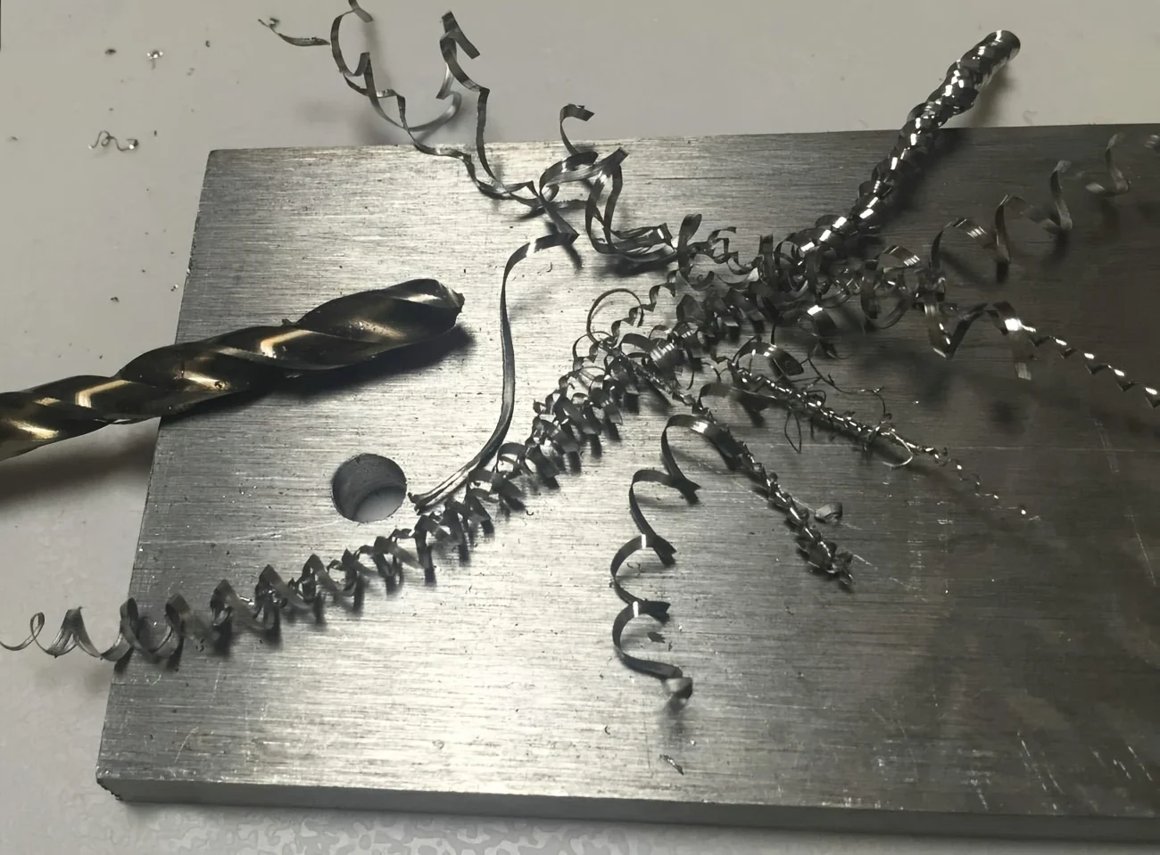 코발트 라운드 스트레이트 핸들 메트릭 드릴 비트 세트, M35, 1mm-10mm 드릴 비트 세트, 캐스트 다리미, 구리, 19 개