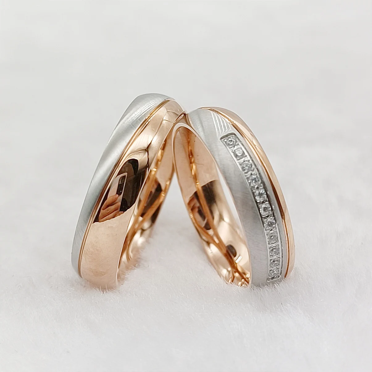 Unique Bicolor 14K Rose Gold Plated Wedding Rings Set for Couples Surgical Stainless Steel Jewelry Alliance