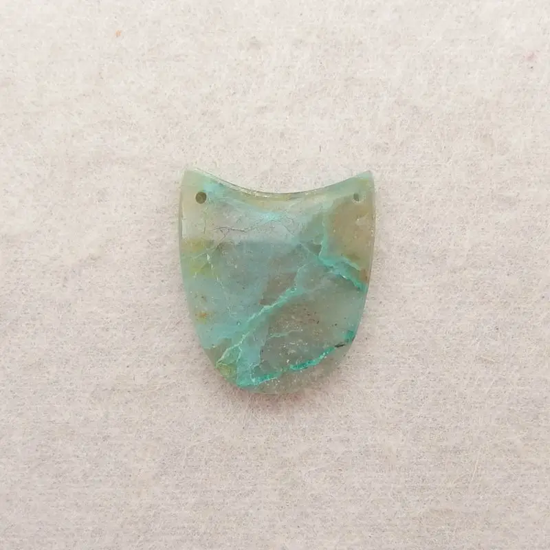 

Хризоколла Драгоценный камень в форме щита Бирюза Хуэ Ремесленные украшения Бохо Дизайн Сырье для изготовления 25x22x3 мм-3,4 г