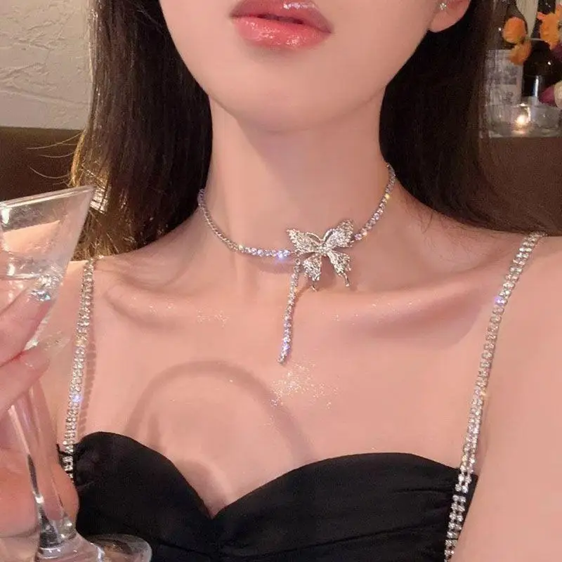 2023 New Fashion Trend Unique Design Exquisite Light Luxury Zircon Round Earrings For Women Jewelry Wedding Party Premium Gifts
