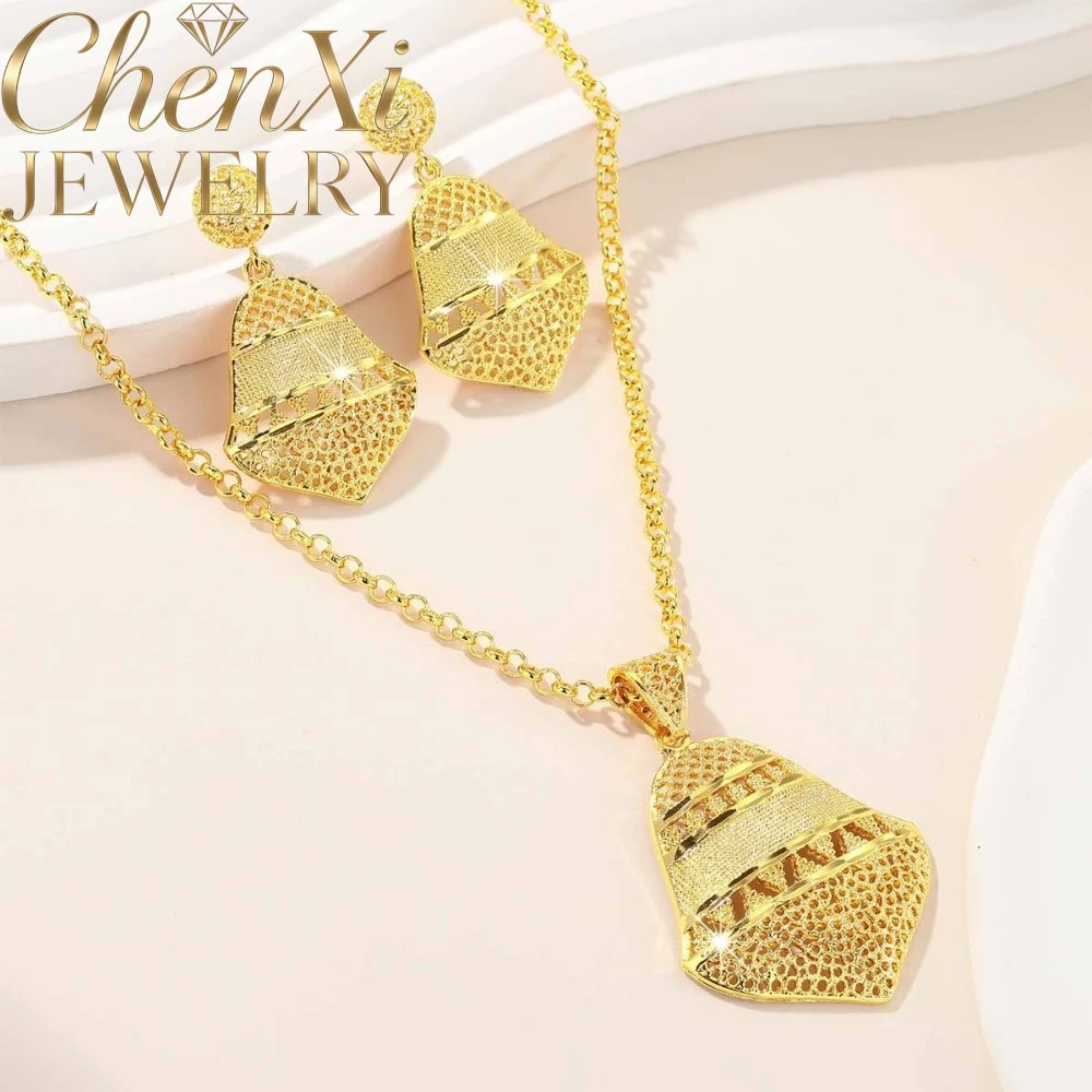 Sand Gold Openwork Pendant Refined Minimalist Decor Versatile Ornament Daily Outings Elegant Present Exquisite Jewelry Lovers